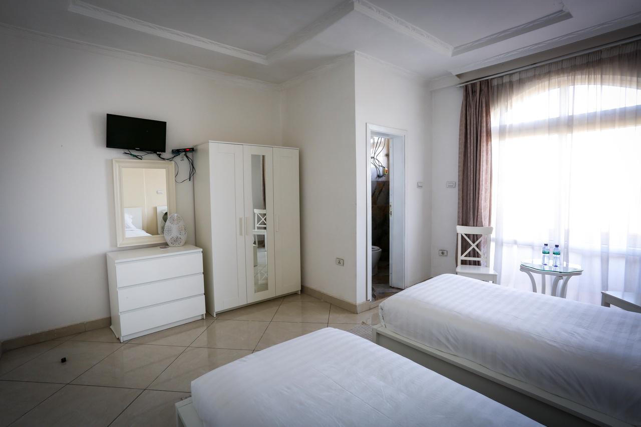 White House Addis Hotel Экстерьер фото
