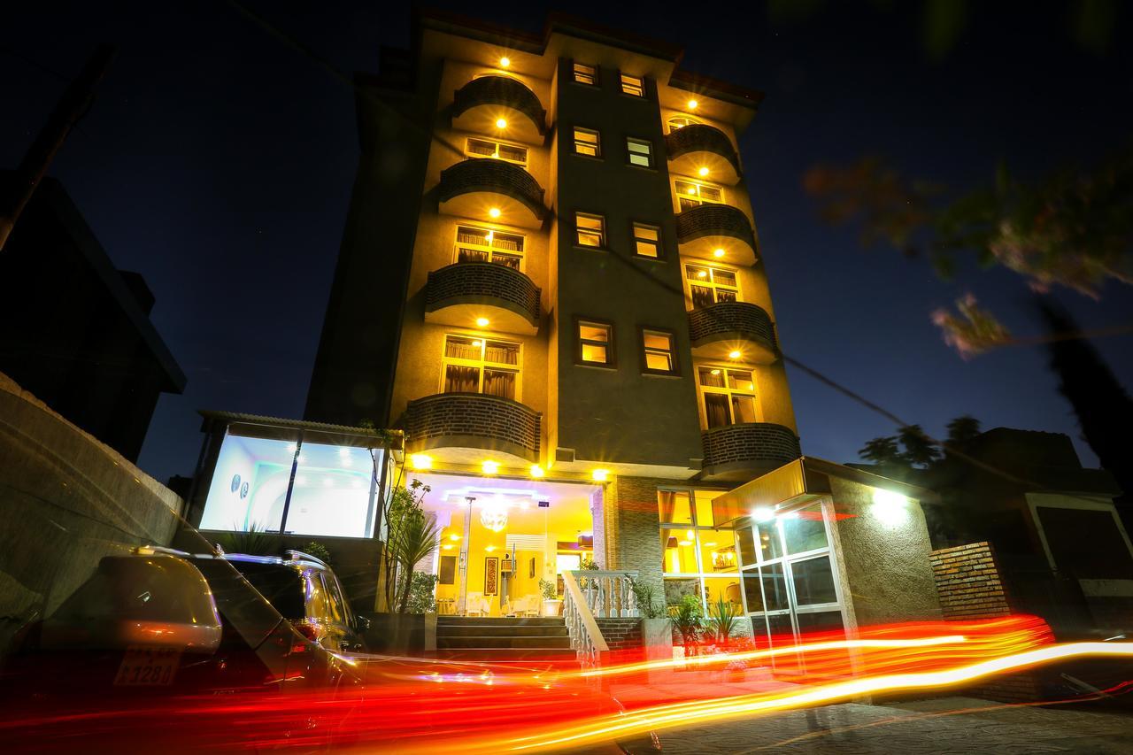 White House Addis Hotel Экстерьер фото