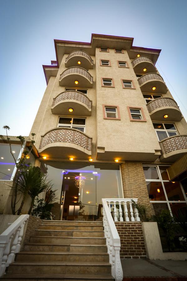 White House Addis Hotel Экстерьер фото